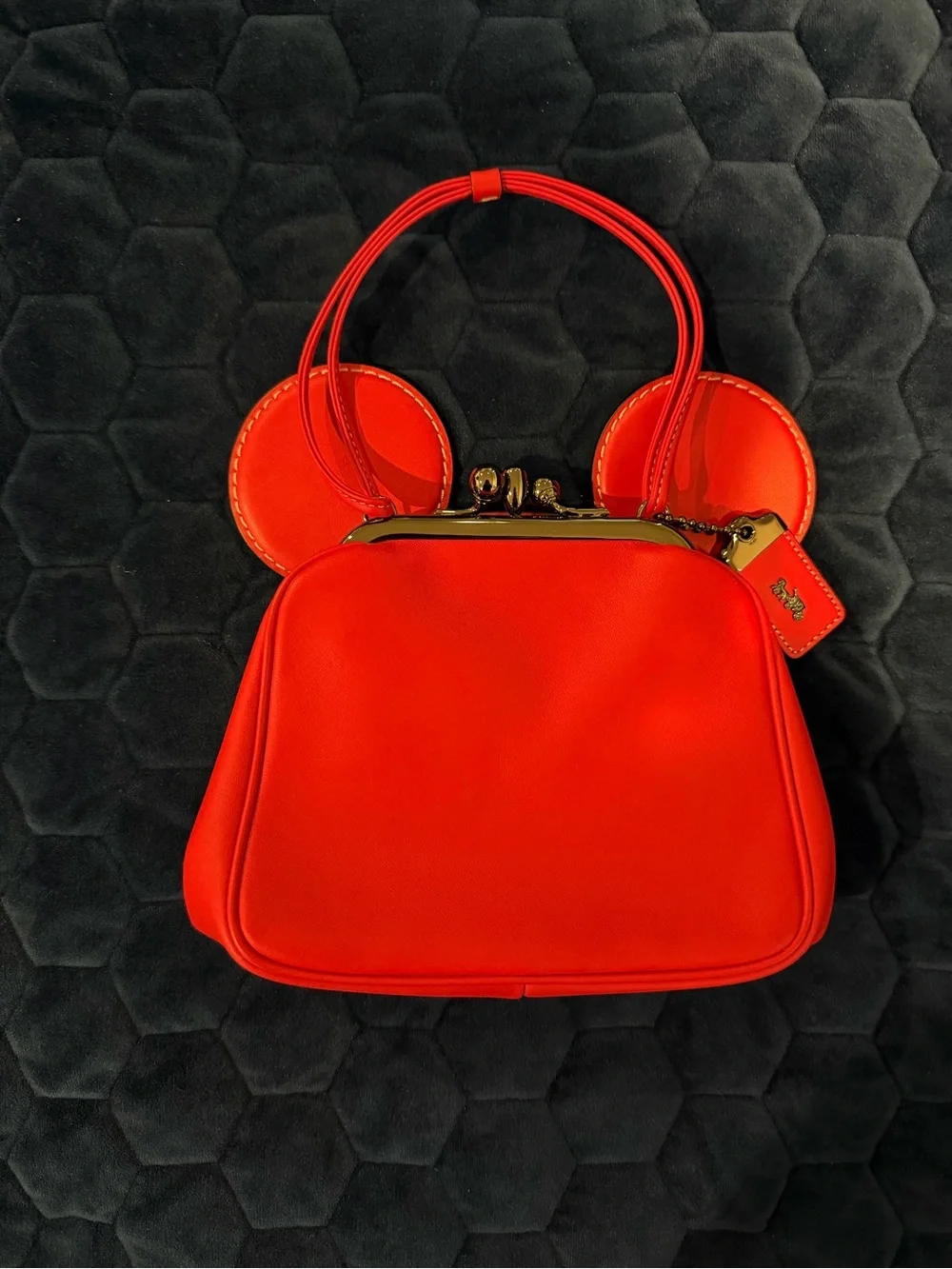 VINTAGE COACH X DISNEY Red MICKEY MOUSE KISSLOCK PURSE Satchel LIMITED EDITION